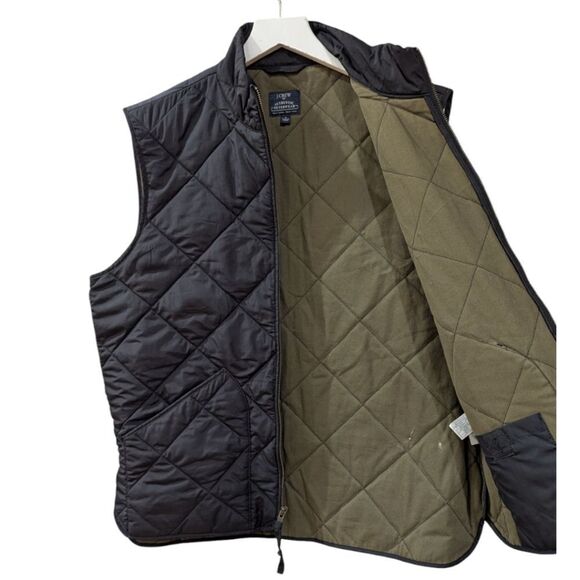 J. Crew Men's Medium Black Diamond Quilted Vest Zip Up Style 47752 - Picture 1 of 7